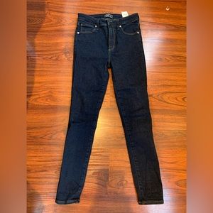 High rise skinny jeans - size 2/26 - short